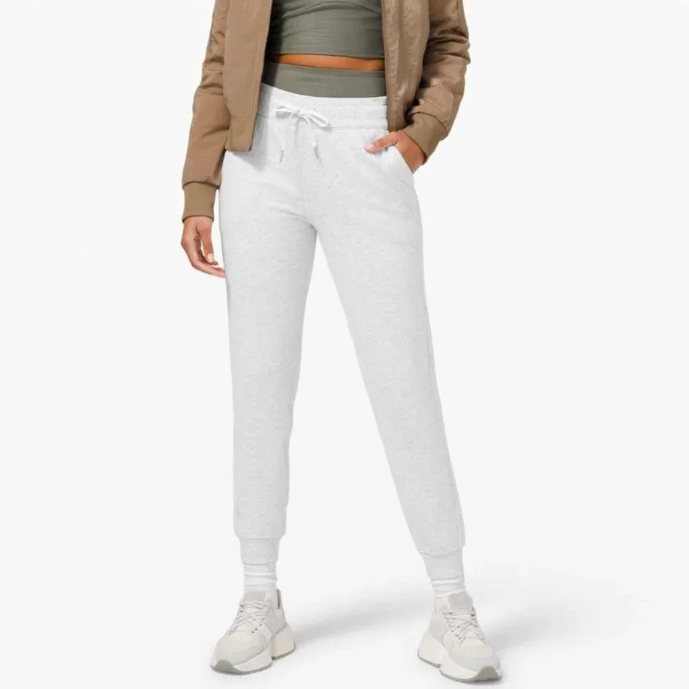 Lululemon Scuba High-Rise Jogger